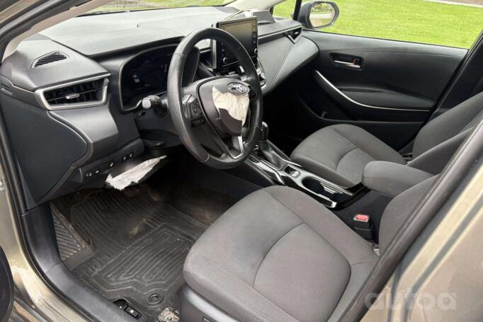 Toyota Corolla E170 [restyling] Sedan