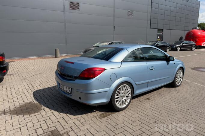 Opel Astra H [restyling]