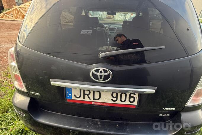 Toyota Corolla Verso 1 generation [restyling] Minivan