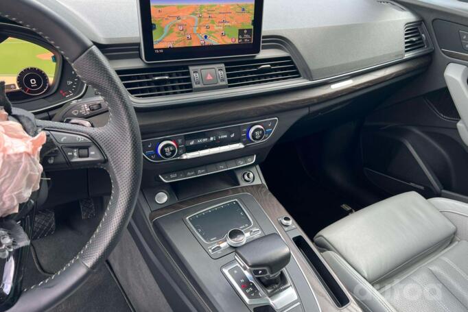 Audi Q5 8R [restyling] Crossover