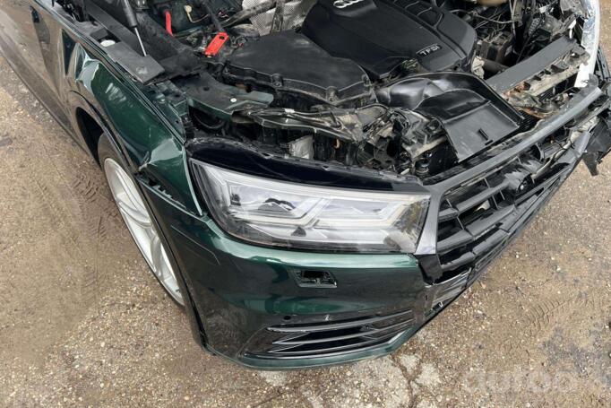 Audi Q5 8R [restyling] Crossover