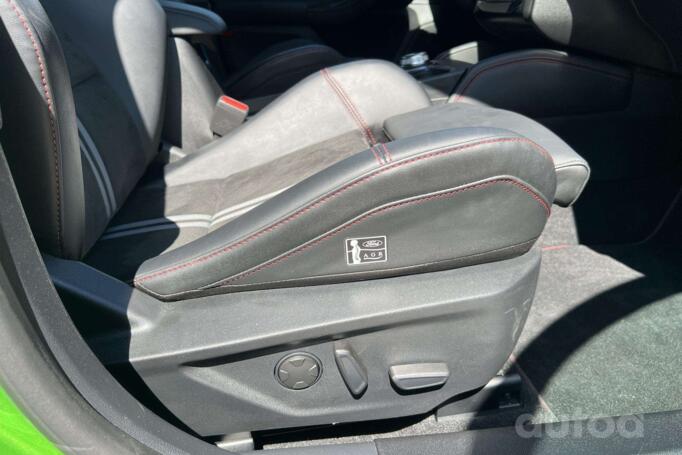 Ford Focus 4 generation Hatchback
