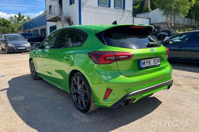 Ford Focus 4 generation Hatchback