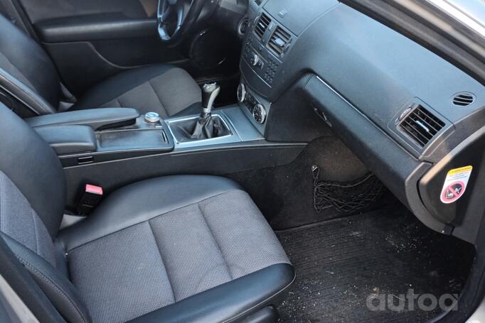 Mercedes-Benz C-Class W204/S204 wagon 5-doors