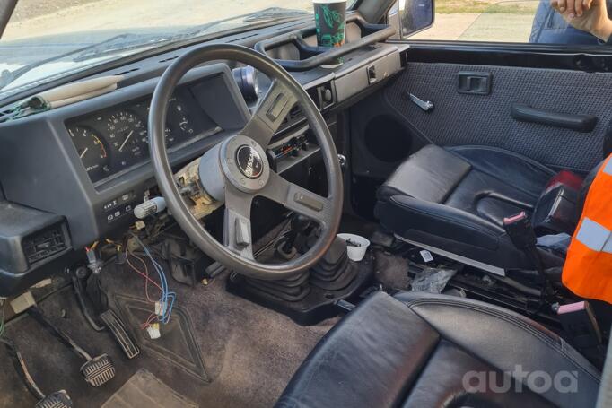 Nissan Patrol 160/260 [2th restyling] SUV 3-doors