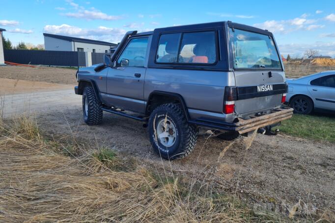 Nissan Patrol 160/260 [2th restyling] SUV 3-doors