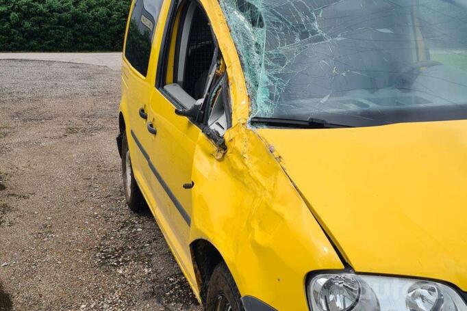 Volkswagen Caddy 3 generation Minivan 4-doors