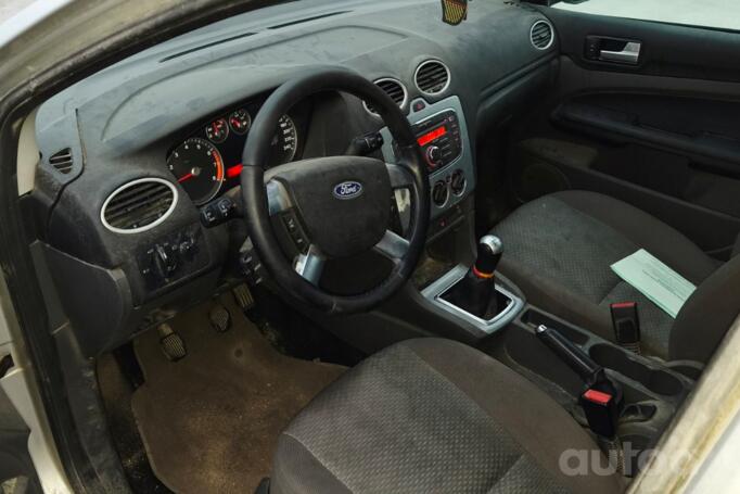 Ford Focus 2 generation Hatchback 5-doors