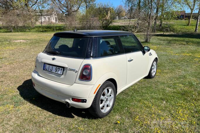Mini Cooper R56 Hatchback