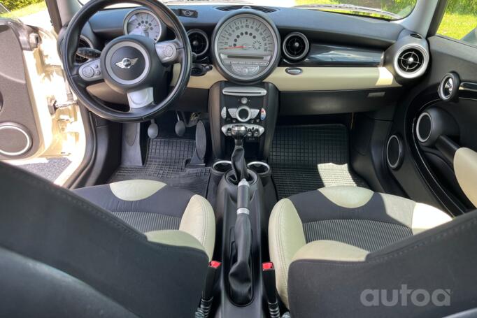 Mini Cooper R56 Hatchback