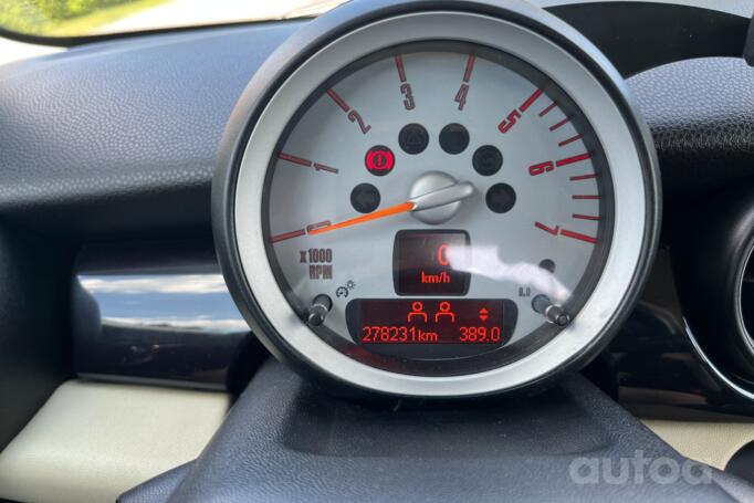 Mini Cooper R56 Hatchback