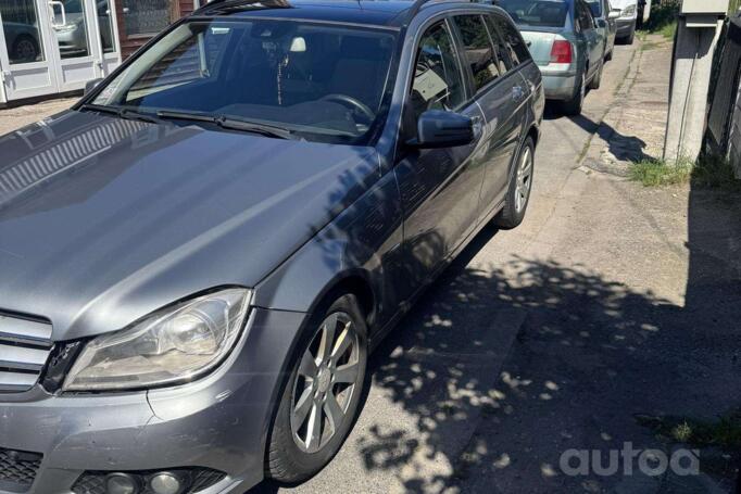 Mercedes-Benz C-Class W204/S204/C204 [restyling] wagon 5-doors