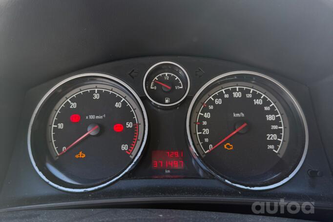 Opel Astra H [restyling]