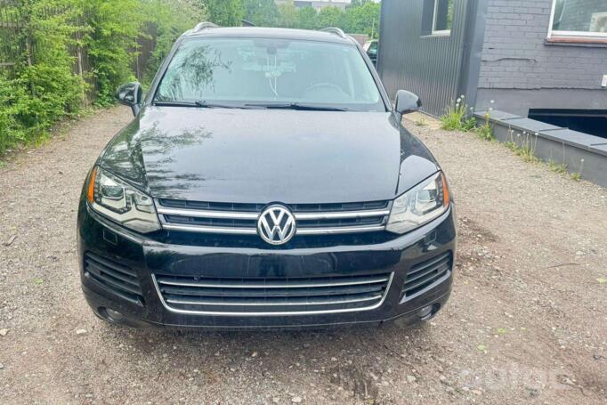 Volkswagen Touareg 2 generation Crossover