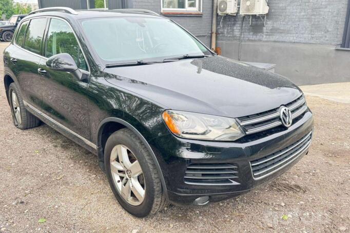 Volkswagen Touareg 2 generation Crossover