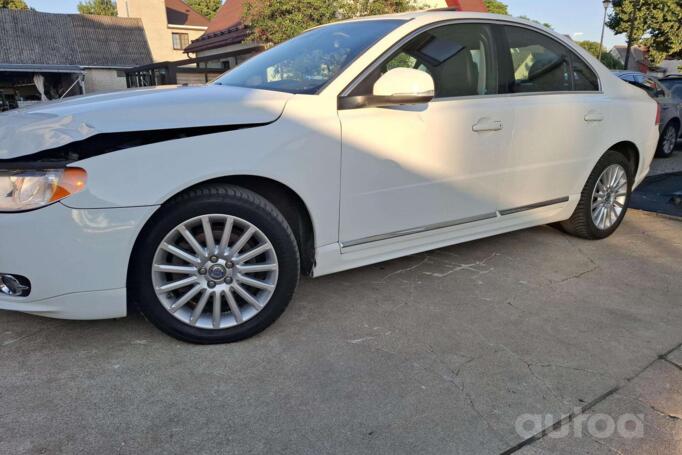 Volvo S80 2 generation [restyling] Sedan