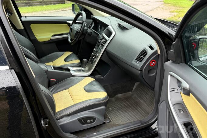 Volvo XC60 1 generation Crossover