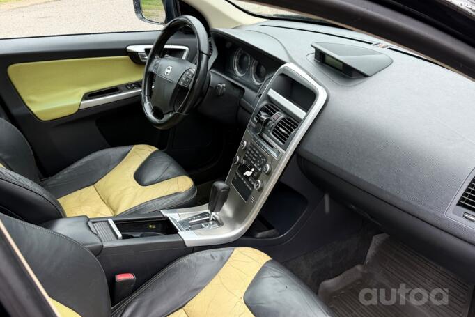 Volvo XC60 1 generation Crossover