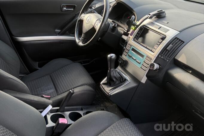 Toyota Corolla Verso 1 generation [restyling] Minivan