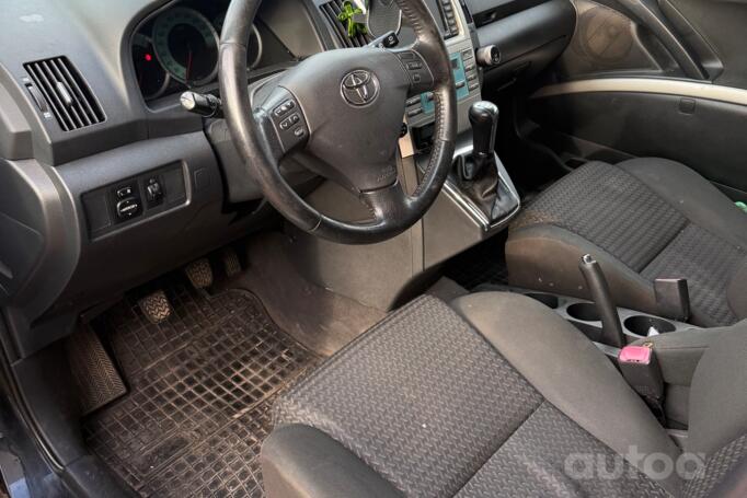 Toyota Corolla Verso 1 generation [restyling] Minivan