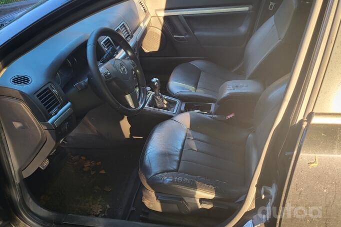 Opel Vectra C [restyling] wagon 5-doors