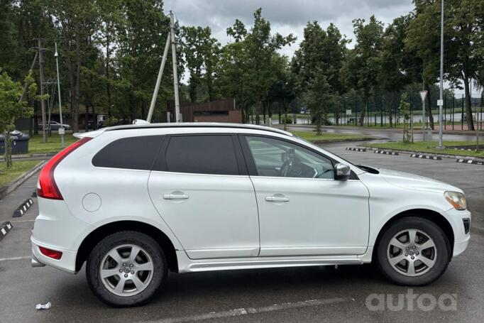 Volvo XC60 1 generation Crossover