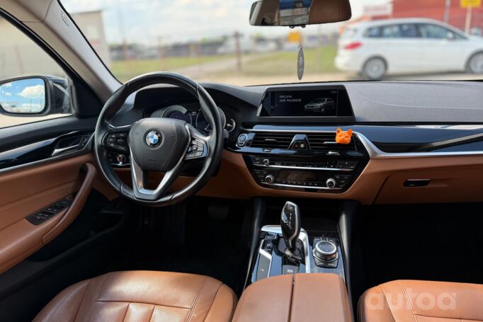 BMW 5 Series G30 Touring wagon