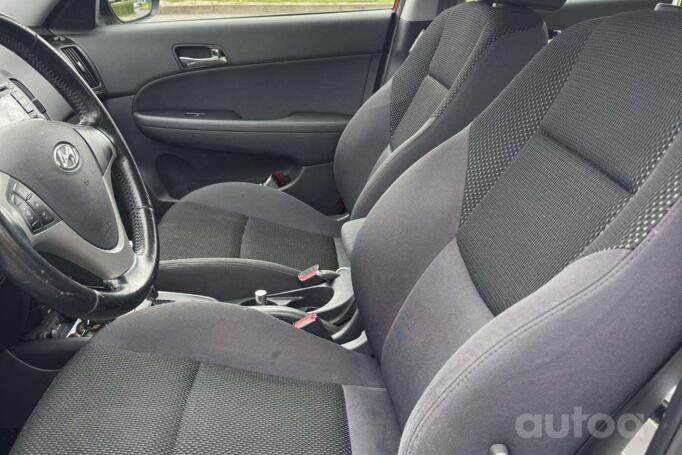 Hyundai i30 2011