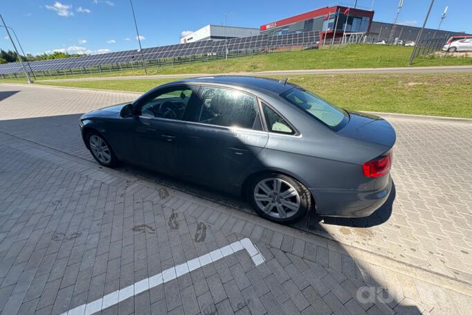Audi A4 B8/8K Sedan 4-doors
