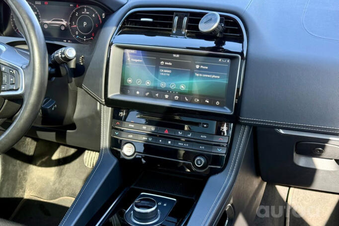 Jaguar F-Pace 1 generation Crossover