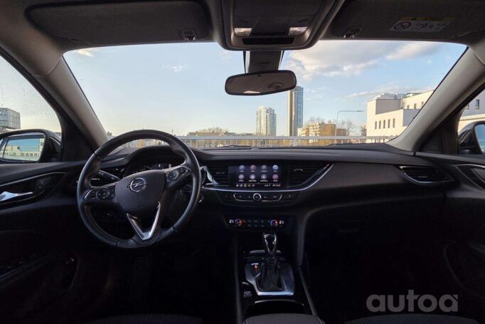 Opel Insignia 2021