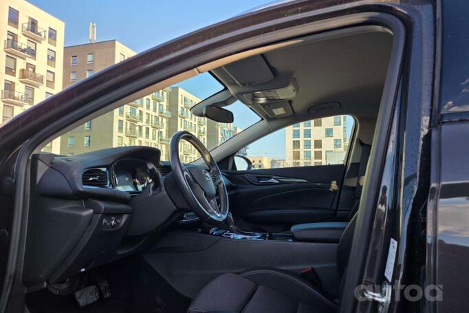 Opel Insignia 2021