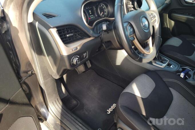 Jeep Cherokee KL SUV 5-doors