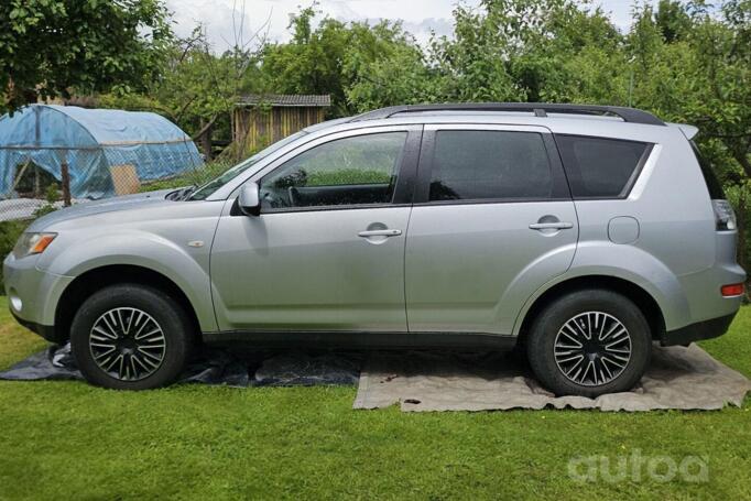 Mitsubishi Outlander 2008