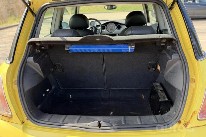 Mini One 2002