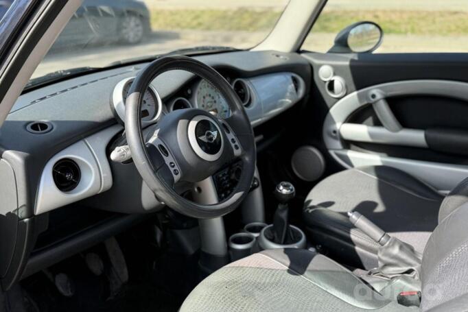 Mini One 2002
