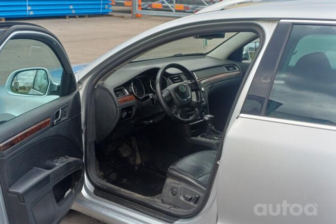 Skoda Superb 2 generation Combi wagon