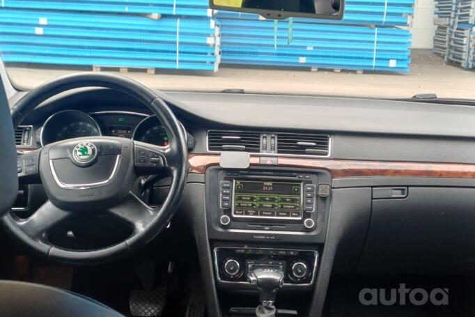 Skoda Superb 2 generation Combi wagon