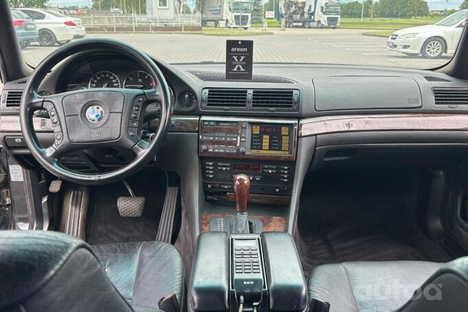 BMW 7 Series E38 Sedan