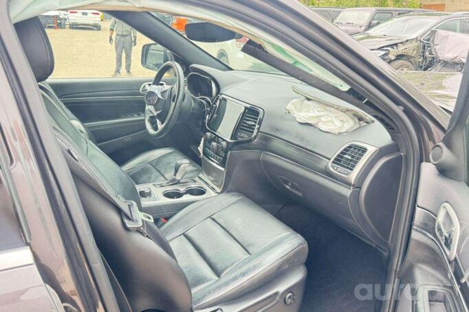 Jeep Grand Cherokee WK2 [restyling] SUV 5-doors