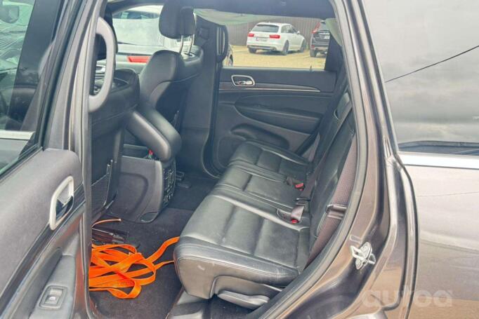 Jeep Grand Cherokee WK2 [restyling] SUV 5-doors
