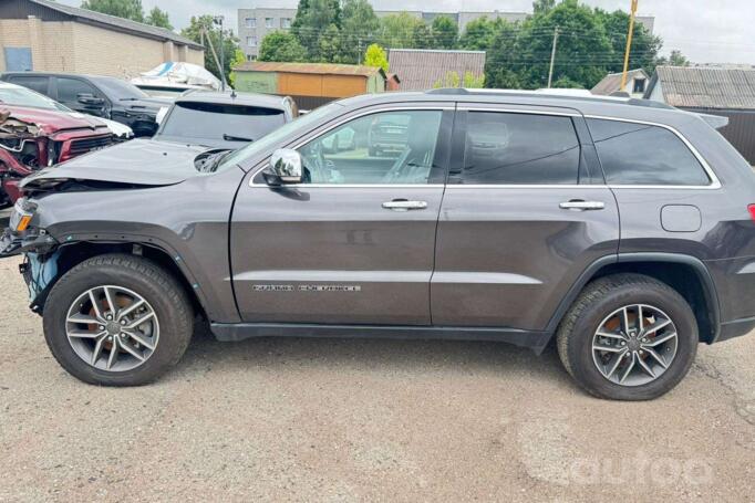 Jeep Grand Cherokee WK2 [restyling] SUV 5-doors