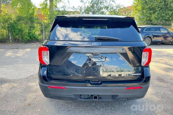 Ford Explorer 6 generation SUV