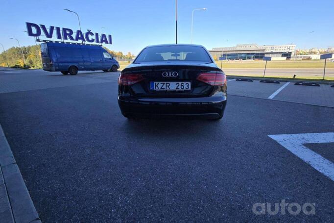 Audi A4 B8/8K Sedan 4-doors