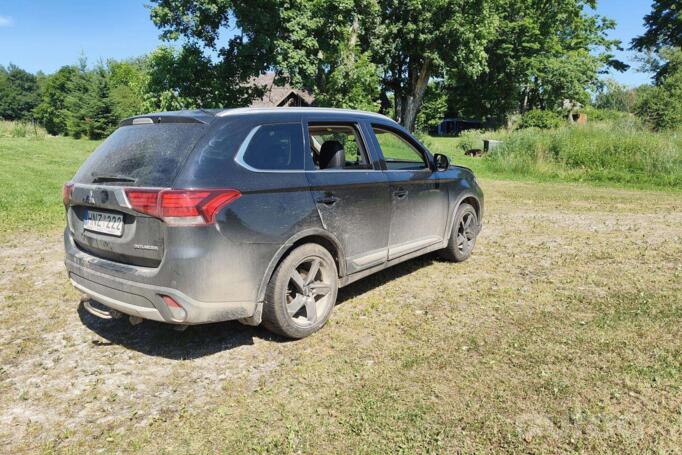 Mitsubishi Outlander 3 generation [3th restyling] Crossover