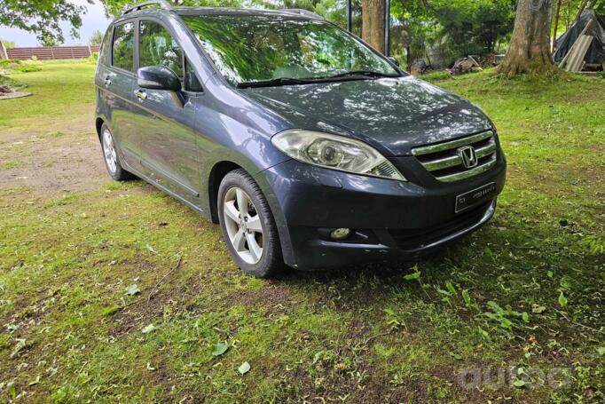 Honda FR-V 1 generation Minivan