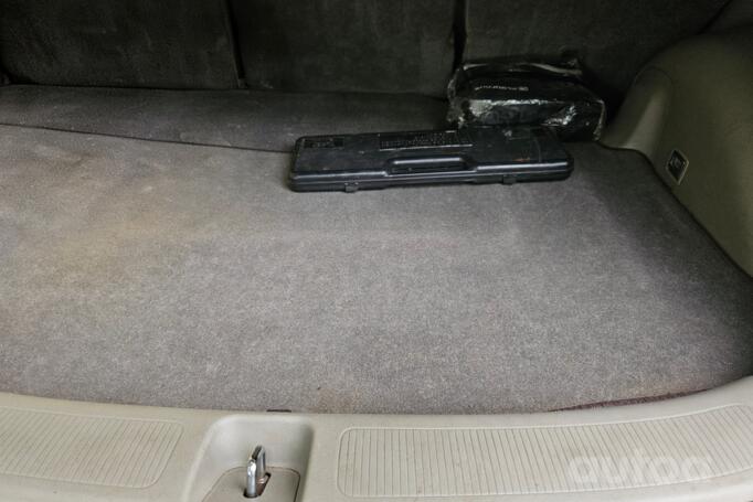 Honda FR-V 1 generation Minivan
