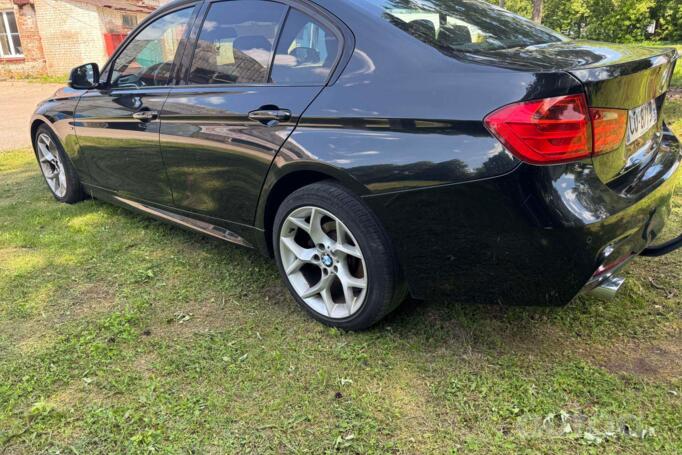 BMW 320 2013