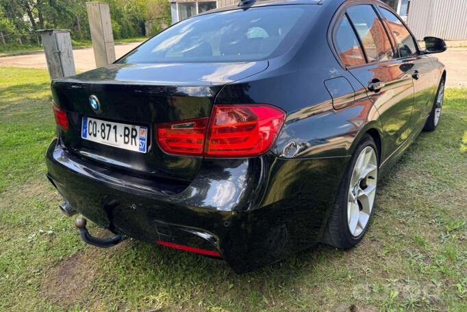 BMW 320 2013