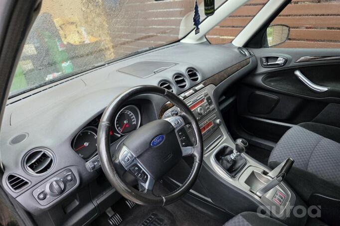 Ford Galaxy 2006